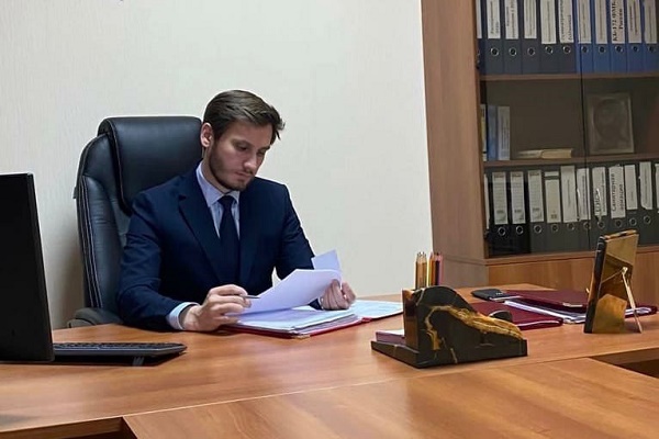 Экс-чиновника минздрава Дадианова признали виновным в мошенничестве и подделке документов