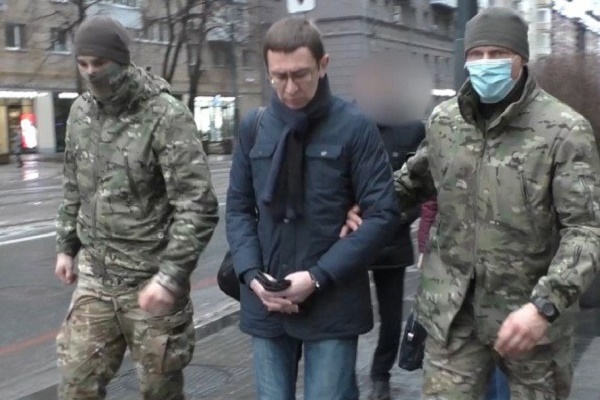Прокурор запросила для экс-замгубернатора Озернова 10 лет колонии строго режима