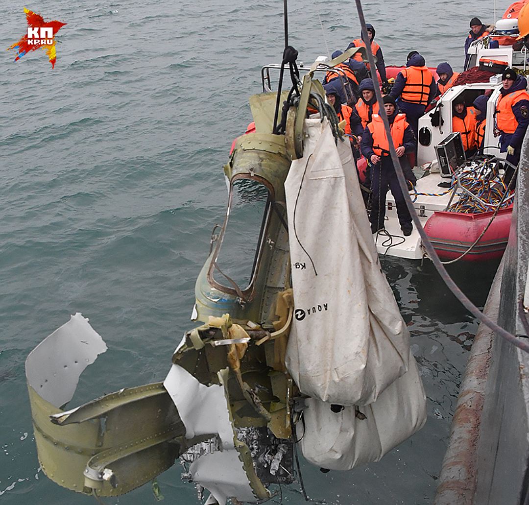 Военный самолет упал в море. Ту-154 Сочи катастрофа. Ту 154 катастрофа Сочи 2016. Катастрофа ту-154 над чёрным морем 2016. Крушение в черном море ту 154.